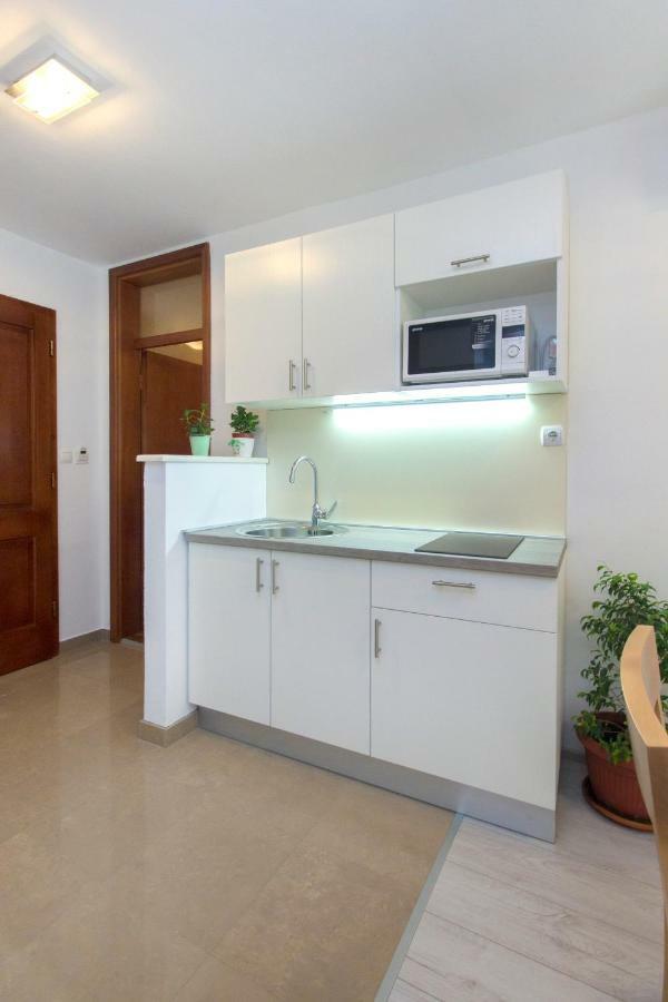 Apartman Ana Skradin Buitenkant foto